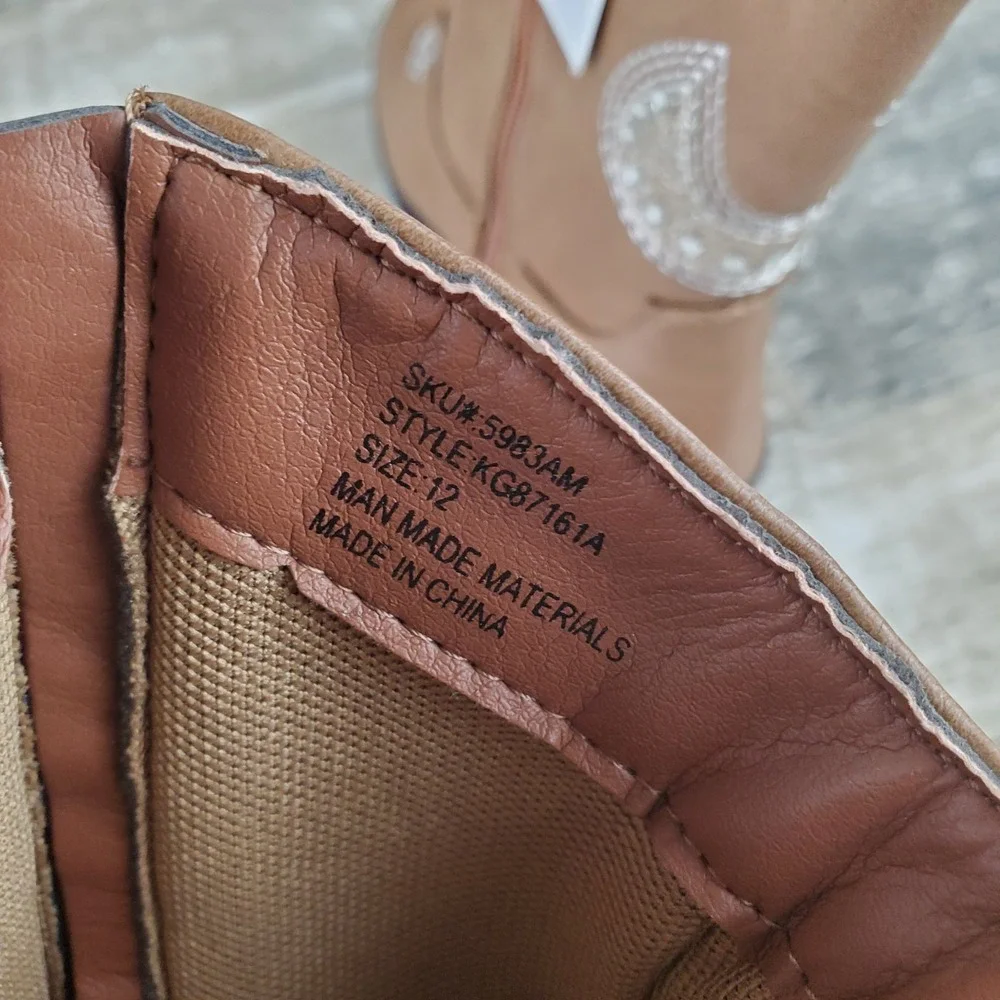 Kensie Girls Cowgirl Boots Sz 12 Beige Faux Leather Low Heel Almond Toe Zip-Up